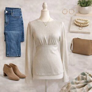 💚 Shimmery Cream Long Sleeve Top with Empire Waist – Women’s Size M